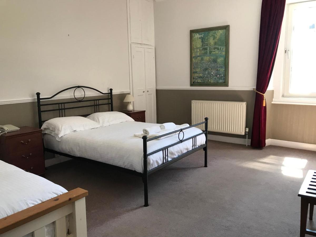 The White Hart Hotel Martock Bagian luar foto