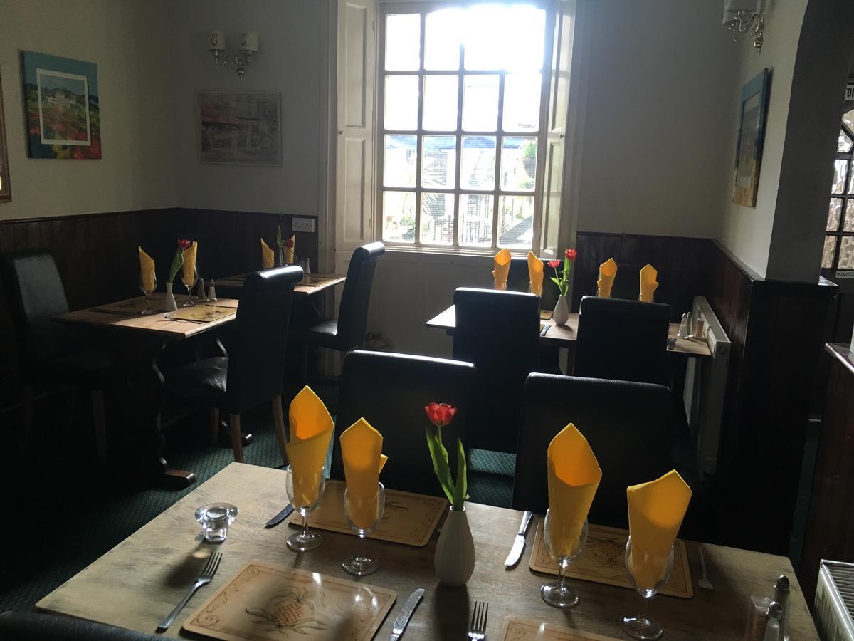 The White Hart Hotel Martock Bagian luar foto